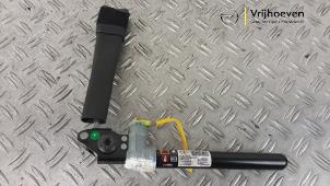 Gebruikte Gordelspanner links Opel Karl 1.0 12V Prijs € 100,00 Margeregeling aangeboden door Autodemontage Vrijhoeven B.V.