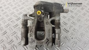 Gebruikte Remklauw (Tang) links-achter Opel Mokka 1.2 Turbo 12V Prijs € 49,95 Margeregeling aangeboden door Autodemontage Vrijhoeven B.V.