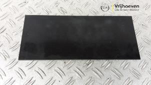 Gebruikte Display Interieur Opel Mokka 1.2 Turbo 12V Prijs € 300,00 Margeregeling aangeboden door Autodemontage Vrijhoeven B.V.