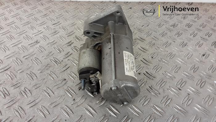 Gebruikte Startmotor Opel Mokka 1.2 Turbo 12V Prijs € 25,00 Margeregeling aangeboden door Autodemontage Vrijhoeven B.V.