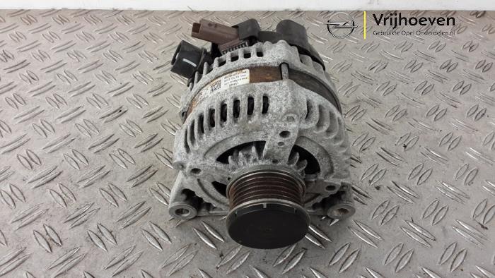 Gebruikte Dynamo Opel Mokka 1.2 Turbo 12V Prijs € 60,00 Margeregeling aangeboden door Autodemontage Vrijhoeven B.V.