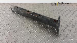 Gebruikte Subframe Opel Crossland (X) 1.2 Turbo 12V Euro 6 Prijs € 30,00 Margeregeling aangeboden door Autodemontage Vrijhoeven B.V.