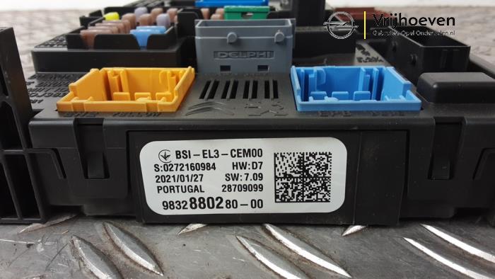 Computer Body Control van een Opel Crossland (X) 1.2 Turbo 12V Euro 6d-temp 2021