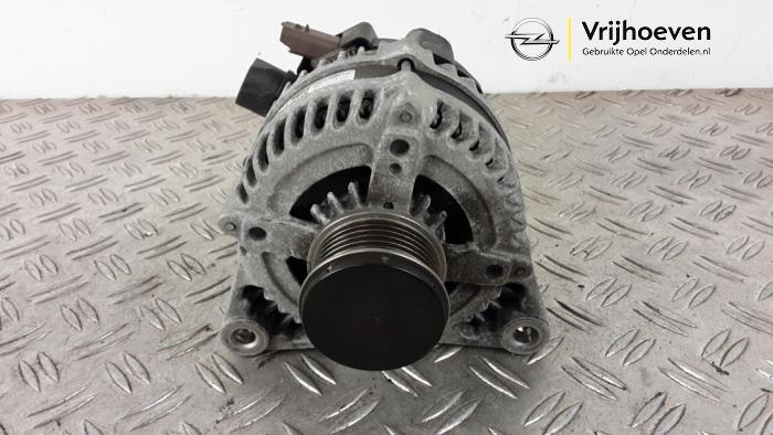 Dynamo van een Opel Crossland (X) 1.2 Turbo 12V Euro 6d-temp 2021