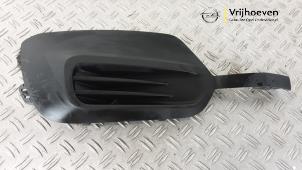Gebruikte Afdekplaat mistlamp links Opel Combo Cargo 1.6 CDTI 100 Prijs € 20,00 Margeregeling aangeboden door Autodemontage Vrijhoeven B.V.