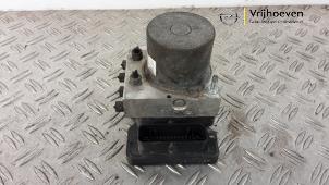 Gebruikte ABS Pomp Opel Combo Cargo 1.6 CDTI 100 Prijs € 175,00 Margeregeling aangeboden door Autodemontage Vrijhoeven B.V.