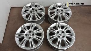 Gebruikte Velgen set Opel Corsa D 1.4 16V Twinport Prijs € 125,00 Margeregeling aangeboden door Autodemontage Vrijhoeven B.V.