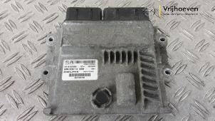Gebruikte Computer Motormanagement Opel Vivaro 2.0 CDTI 122 Prijs € 200,00 Margeregeling aangeboden door Autodemontage Vrijhoeven B.V.