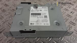 Gebruikte Radio module Opel Vivaro 2.0 CDTI 122 Prijs € 350,00 Margeregeling aangeboden door Autodemontage Vrijhoeven B.V.
