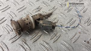 Gebruikte Adblue injector Opel Vivaro 2.0 CDTI 122 Prijs € 60,00 Margeregeling aangeboden door Autodemontage Vrijhoeven B.V.