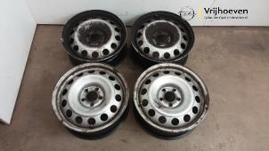 Gebruikte Velgen set Opel Combo Cargo 1.5 CDTI 100 Prijs € 200,00 Margeregeling aangeboden door Autodemontage Vrijhoeven B.V.