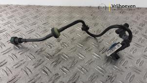 Gebruikte Slang (diversen) Opel Vivaro 2.0 CDTI 122 Prijs € 55,00 Margeregeling aangeboden door Autodemontage Vrijhoeven B.V.