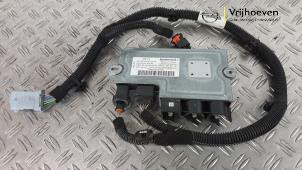 Gebruikte Start/Stop computer Opel Vivaro 2.0 CDTI 122 Prijs € 145,00 Margeregeling aangeboden door Autodemontage Vrijhoeven B.V.