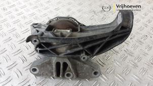 Gebruikte Motorrubber Opel Combo Cargo 1.6 CDTI 100 Prijs € 25,00 Margeregeling aangeboden door Autodemontage Vrijhoeven B.V.