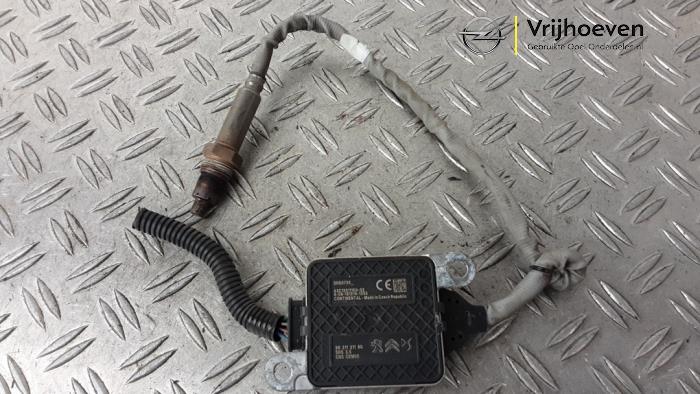 Gebruikte Nox sensor Opel Combo Cargo 1.6 CDTI 100 Prijs € 100,00 Margeregeling aangeboden door Autodemontage Vrijhoeven B.V.
