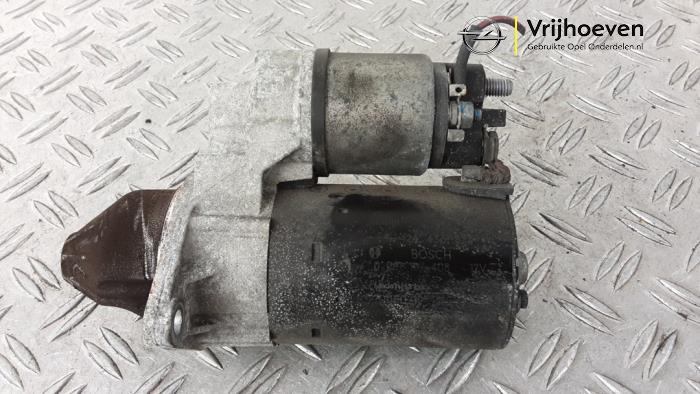 Gebruikte Startmotor Opel Tigra Twin Top 1.4 16V Prijs € 20,00 Margeregeling aangeboden door Autodemontage Vrijhoeven B.V.