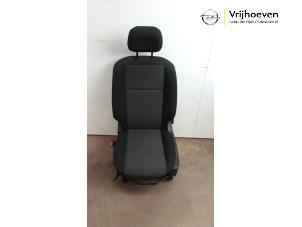 Gebruikte Voorstoel links Opel Combo Cargo 1.5 CDTI 100 Prijs € 300,00 Margeregeling aangeboden door Autodemontage Vrijhoeven B.V.