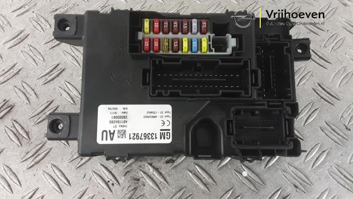 Gebruikte BCM Opel Corsa D 1.3 CDTi 16V ecoFLEX Prijs € 100,00 Margeregeling aangeboden door Autodemontage Vrijhoeven B.V.