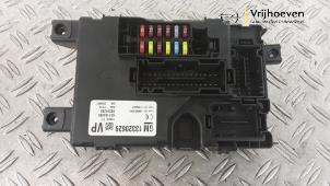 Gebruikte Bodycontrol Module Opel Corsa D 1.6i OPC 16V Turbo Prijs € 60,00 Margeregeling aangeboden door Autodemontage Vrijhoeven B.V.