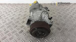 Gebruikte Aircopomp Opel Zafira Tourer (P12) 2.0 CDTI 16V 130 Ecotec Prijs € 125,00 Margeregeling aangeboden door Autodemontage Vrijhoeven B.V.