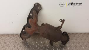 Gebruikte Uitlaatspruitstuk + katalysator Opel Agila (B) 1.2 16V Prijs € 200,00 Margeregeling aangeboden door Autodemontage Vrijhoeven B.V.