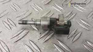 Gebruikte Injector (benzine injectie) Opel Astra K 1.0 SIDI Turbo 12V Prijs € 35,00 Margeregeling aangeboden door Autodemontage Vrijhoeven B.V.