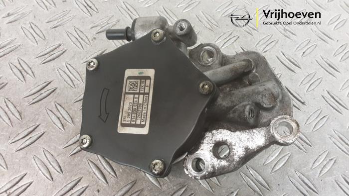 Gebruikte Vacuumpomp (Benzine) Opel Astra K 1.0 SIDI Turbo 12V Prijs € 50,00 Margeregeling aangeboden door Autodemontage Vrijhoeven B.V.