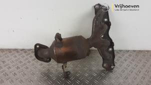 Gebruikte Uitlaatspruitstuk + katalysator Opel Agila (B) 1.2 16V Prijs € 200,00 Margeregeling aangeboden door Autodemontage Vrijhoeven B.V.