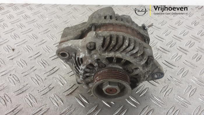 Gebruikte Dynamo Opel Agila (B) 1.2 16V Prijs € 35,00 Margeregeling aangeboden door Autodemontage Vrijhoeven B.V.