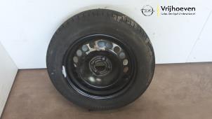 Gebruikte Reserveband Opel Corsa E 1.3 CDTi 16V ecoFLEX Prijs € 50,00 Margeregeling aangeboden door Autodemontage Vrijhoeven B.V.