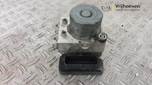 Gebruikte ABS Pomp Opel Corsa E 1.3 CDTi 16V ecoFLEX Prijs € 45,00 Margeregeling aangeboden door Autodemontage Vrijhoeven B.V.