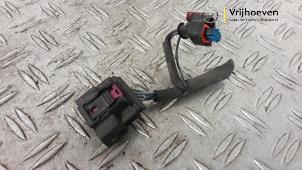 Gebruikte Stekker Opel Corsa E 1.4 16V Prijs € 30,00 Margeregeling aangeboden door Autodemontage Vrijhoeven B.V.