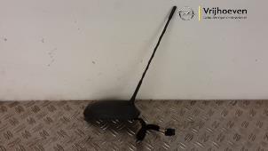 Gebruikte Antenne Opel Corsa E 1.4 16V Prijs € 25,00 Margeregeling aangeboden door Autodemontage Vrijhoeven B.V.