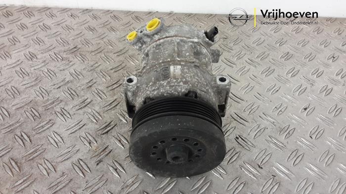 Gebruikte Aircopomp Opel Corsa E 1.4 16V Prijs € 100,00 Margeregeling aangeboden door Autodemontage Vrijhoeven B.V.