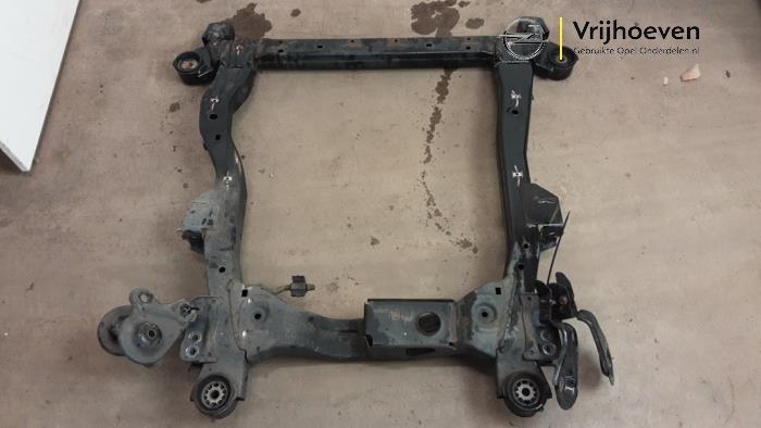 Gebruikte Subframe Opel Ampera 1.4 16V Prijs € 125,00 Margeregeling aangeboden door Autodemontage Vrijhoeven B.V.