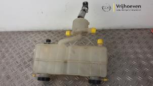 Gebruikte Expansievat Opel Ampera 1.4 16V Prijs € 40,00 Margeregeling aangeboden door Autodemontage Vrijhoeven B.V.