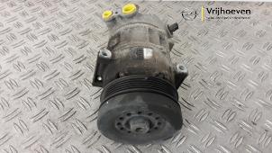 Gebruikte Pomp Airco Opel Corsa E 1.2 16V Prijs € 100,00 Margeregeling aangeboden door Autodemontage Vrijhoeven B.V.