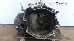 Gebruikte Versnellingsbak Opel Corsa E 1.6 OPC Turbo 16V Prijs € 750,00 Margeregeling aangeboden door Autodemontage Vrijhoeven B.V.