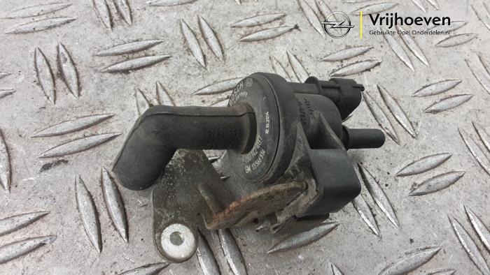 Gebruikte Evap klep Opel Corsa E 1.4 16V Prijs € 30,00 Margeregeling aangeboden door Autodemontage Vrijhoeven B.V.