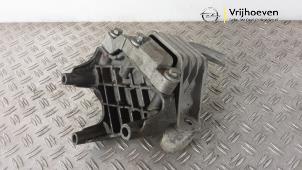 Gebruikte Motorsteun Opel Ampera 1.4 16V Prijs € 25,00 Margeregeling aangeboden door Autodemontage Vrijhoeven B.V.