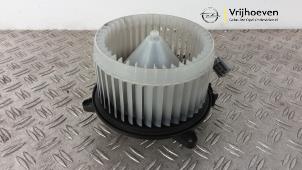 Gebruikte Chaufage Ventilatiemotor Opel Ampera 1.4 16V Prijs € 70,00 Margeregeling aangeboden door Autodemontage Vrijhoeven B.V.