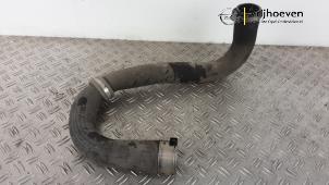 Gebruikte Intercooler Slang Opel Corsa E 1.6 OPC Turbo 16V Prijs € 40,00 Margeregeling aangeboden door Autodemontage Vrijhoeven B.V.
