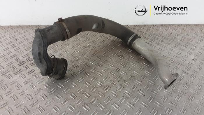 Gebruikte Intercooler Slang Opel Zafira Tourer (P12) 2.0 CDTI 16V 165 Ecotec Prijs € 100,00 Margeregeling aangeboden door Autodemontage Vrijhoeven B.V.
