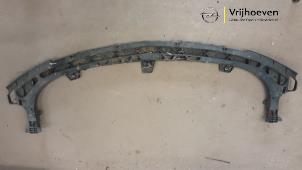 Gebruikte Bumperbalk voor Opel Zafira Tourer (P12) 2.0 CDTI 16V 130 Ecotec Prijs € 45,00 Margeregeling aangeboden door Autodemontage Vrijhoeven B.V.
