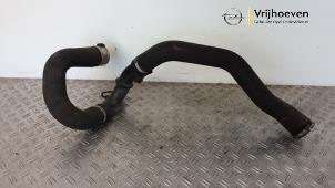 Gebruikte Intercooler Slang Opel Mokka X 1.4 Turbo 16V Prijs € 100,00 Margeregeling aangeboden door Autodemontage Vrijhoeven B.V.