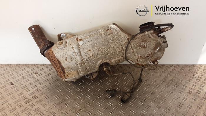Gebruikte Roetfilter Opel Mokka/Mokka X 1.6 CDTI 16V 4x2 Prijs € 400,00 Margeregeling aangeboden door Autodemontage Vrijhoeven B.V.