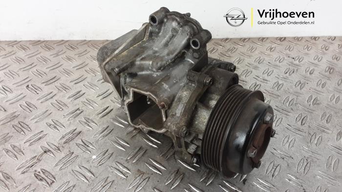 Gebruikte Waterpomp Opel Zafira Tourer (P12) 1.6 SIDI Eco Turbo 16V Prijs € 125,00 Margeregeling aangeboden door Autodemontage Vrijhoeven B.V.