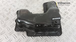 Gebruikte Carterpan Opel Crossland (X) 1.2 Turbo 12V Euro 6 Prijs € 40,00 Margeregeling aangeboden door Autodemontage Vrijhoeven B.V.