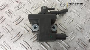 Gebruikte Vacuum ventiel Opel Astra K Sports Tourer 1.6 CDTI 136 16V Prijs € 50,00 Margeregeling aangeboden door Autodemontage Vrijhoeven B.V.