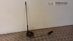 Gebruikte Antenne Opel Corsa D 1.6i OPC 16V Turbo Prijs € 40,00 Margeregeling aangeboden door Autodemontage Vrijhoeven B.V.